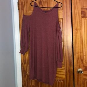 Cold shoulder body con dress 💖